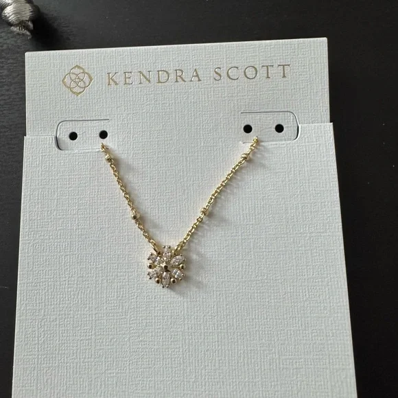 Kendra Scott Gold Necklace - Picture 1 of 5